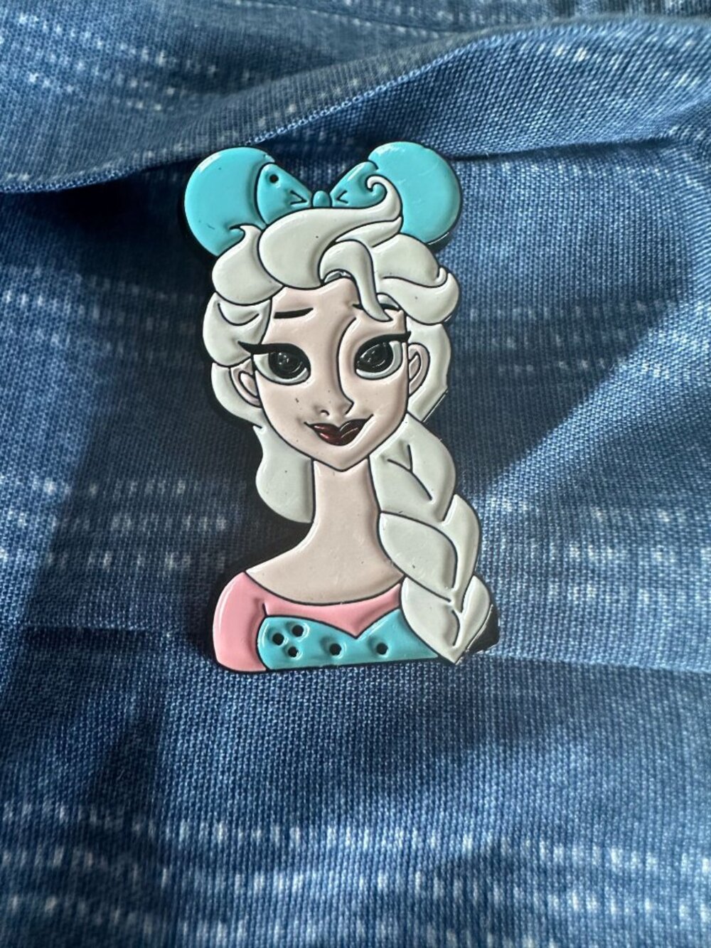 ELSA WDW Frozen Enamel Backpack lapel Pin NEW